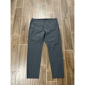 Vuori Aim Pants V431-S Performance Golf Athleisure Gray Color Sz 38